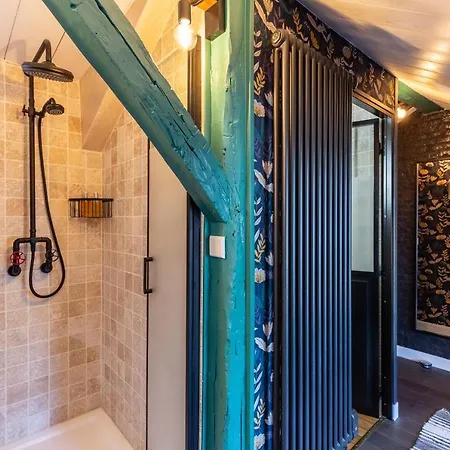 Maree Haute - Refresh In A Full Center - Netflix - Wifi - Apartment