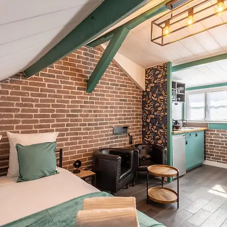 Maree Haute - Refresh In A Full Center - Netflix - Wifi - *